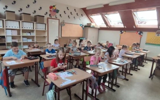Ismerkedés az iskolával